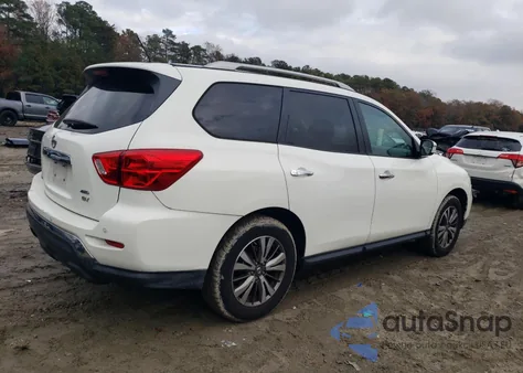 2018 Nissan Pathfinder S z USA, uszkodzony, nr VIN 5N1DR2MM4JC663177